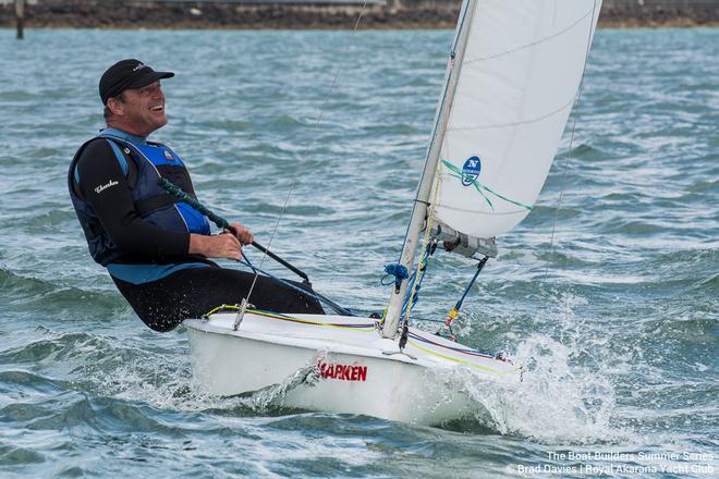 Dave Liefting racing a Starling - The Boat Builders Summer Series © Brad Davies http://www.rayc.org.nz